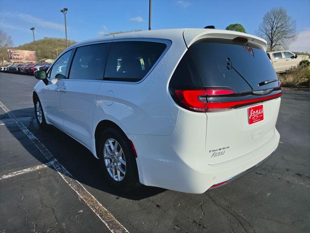 used 2024 Chrysler Pacifica car, priced at $31,987