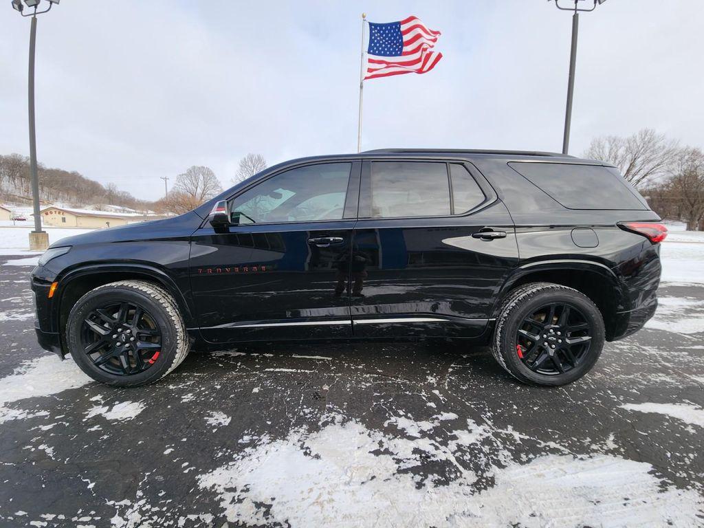 used 2022 Chevrolet Traverse car, priced at $32,987