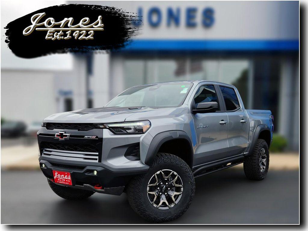 new 2025 Chevrolet Colorado car, priced at $50,490