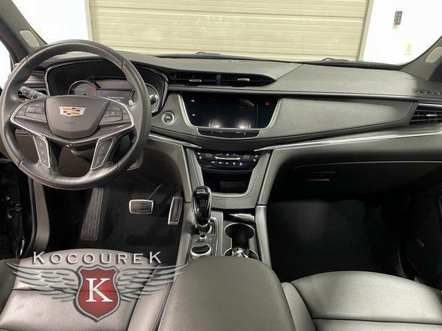 used 2022 Cadillac XT5 car, priced at $31,968