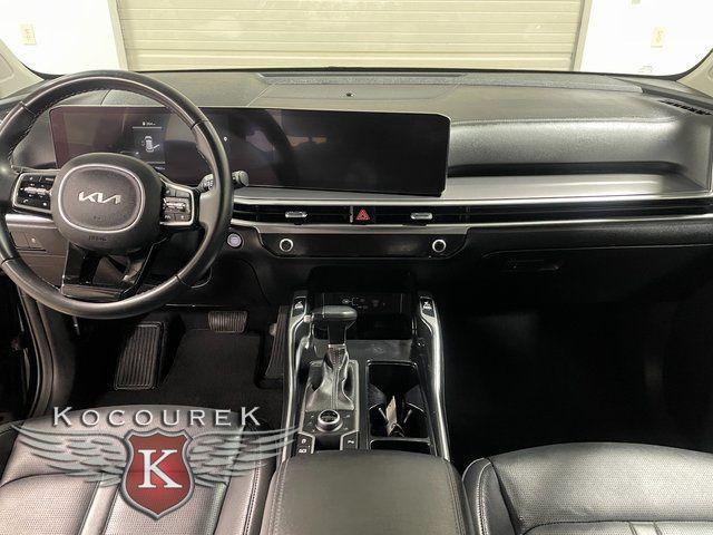 used 2024 Kia Sorento car, priced at $26,648