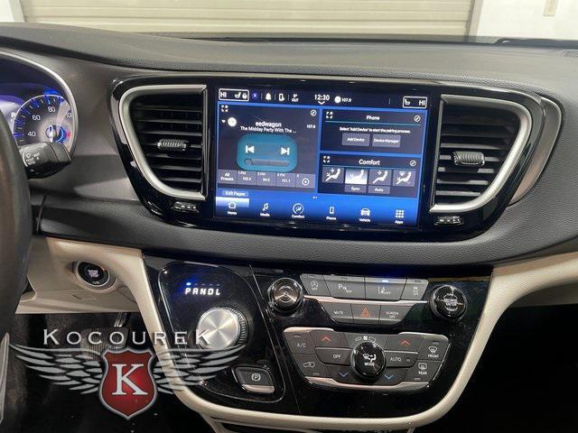 used 2024 Chrysler Pacifica car, priced at $28,712