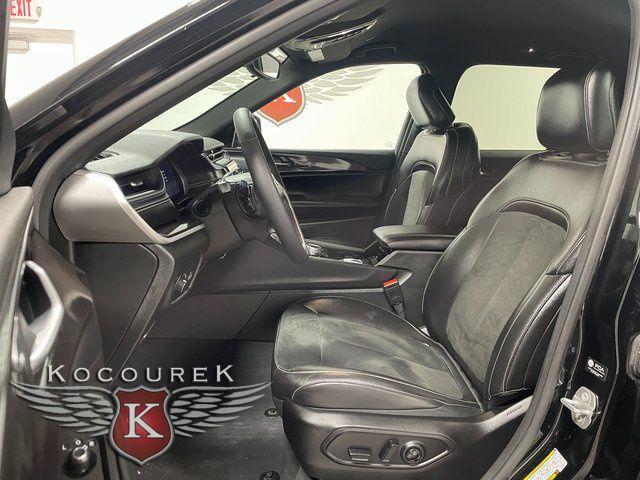 used 2023 Jeep Grand Cherokee car, priced at $30,538