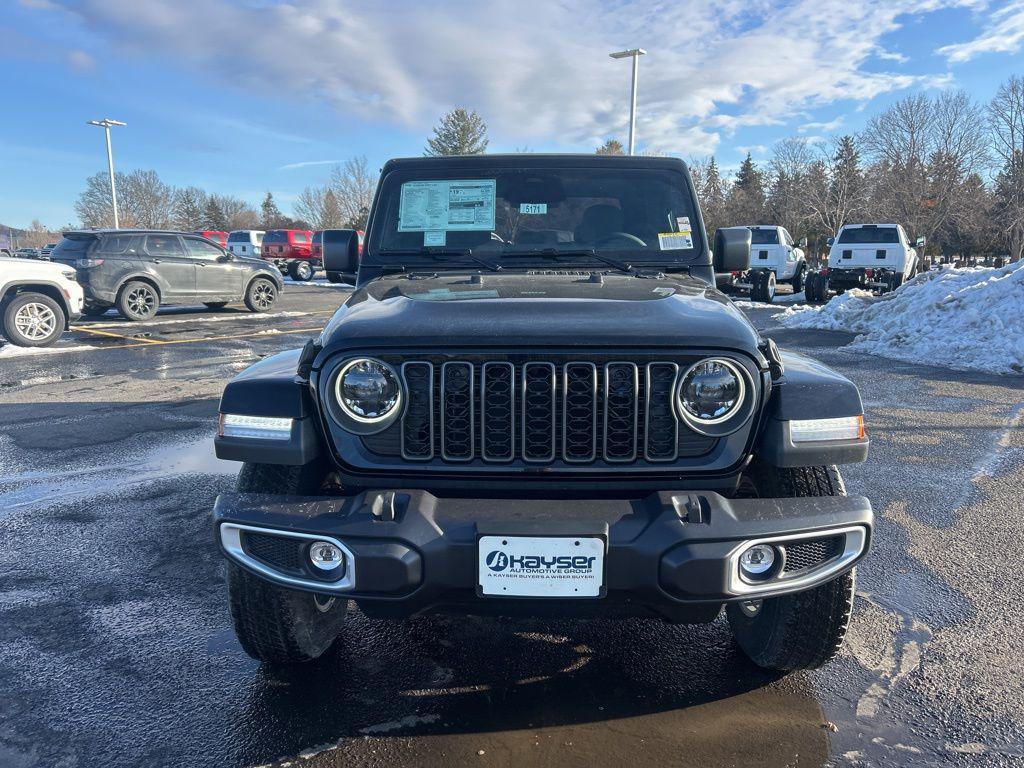 new 2026 Jeep Gladiator car, priced at $46,997