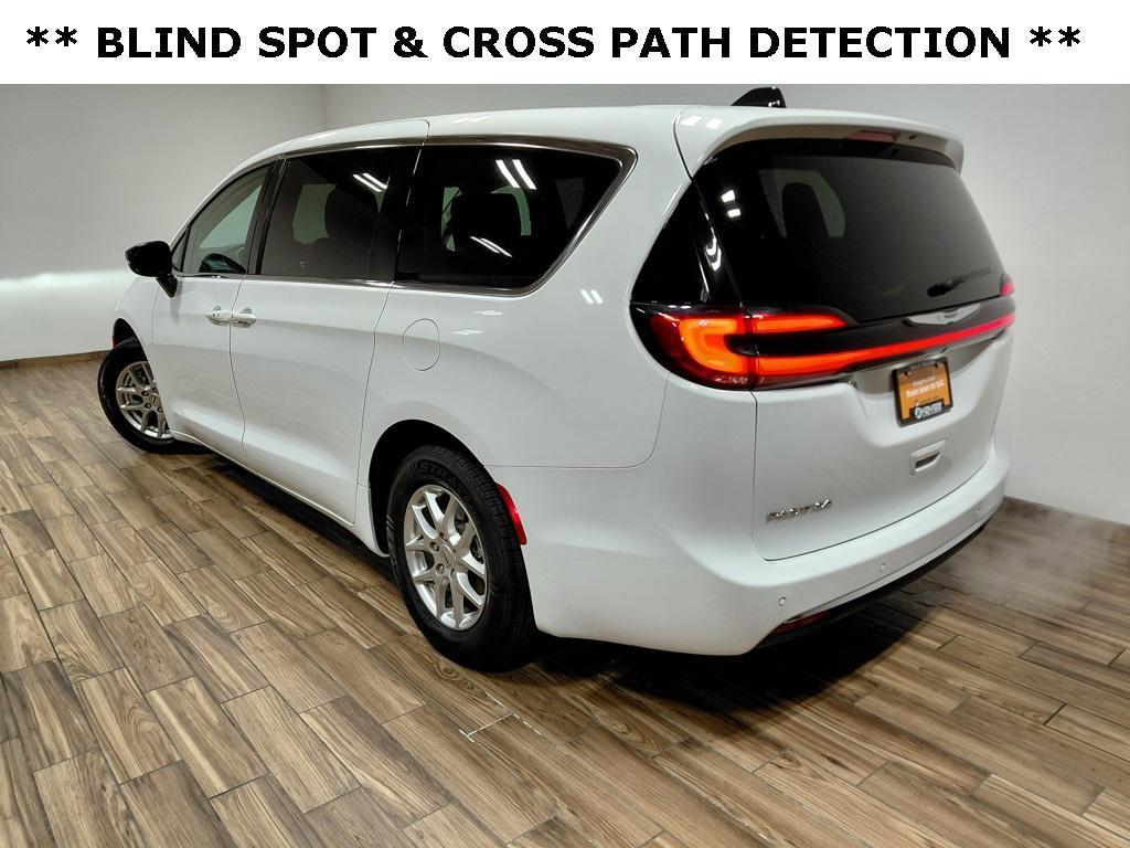 used 2024 Chrysler Pacifica car, priced at $27,500