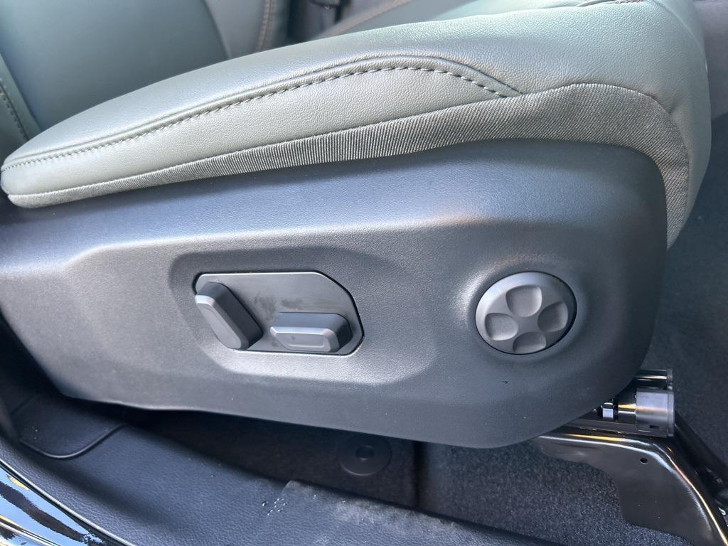 new 2026 Jeep Gladiator car, priced at $58,897