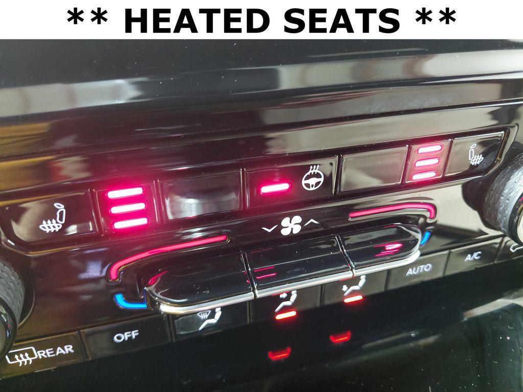 used 2023 Jeep Grand Cherokee L car, priced at $34,302