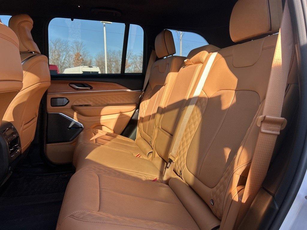 used 2022 Jeep Grand Cherokee car, priced at $37,995