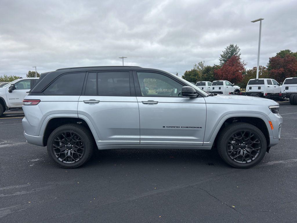 new 2025 Jeep Grand Cherokee car, priced at $64,247