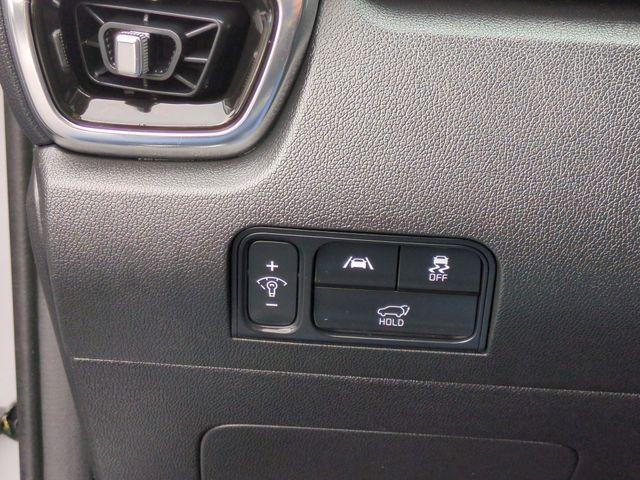 used 2023 Kia Sorento car, priced at $26,955