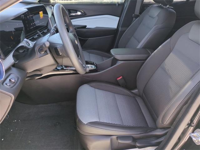 used 2025 Chevrolet Trax car, priced at $22,699