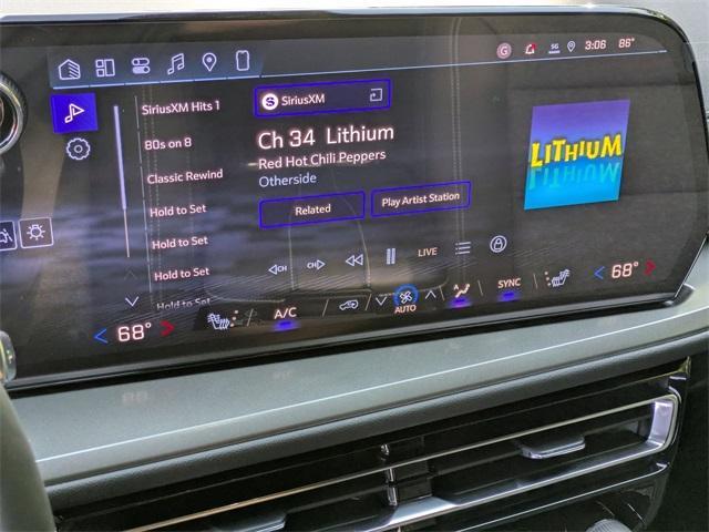 new 2026 Chevrolet Traverse car, priced at $43,045