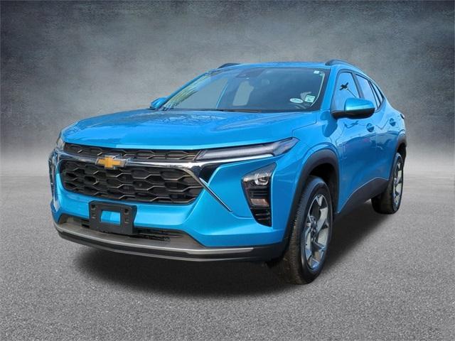 used 2025 Chevrolet Trax car, priced at $22,588