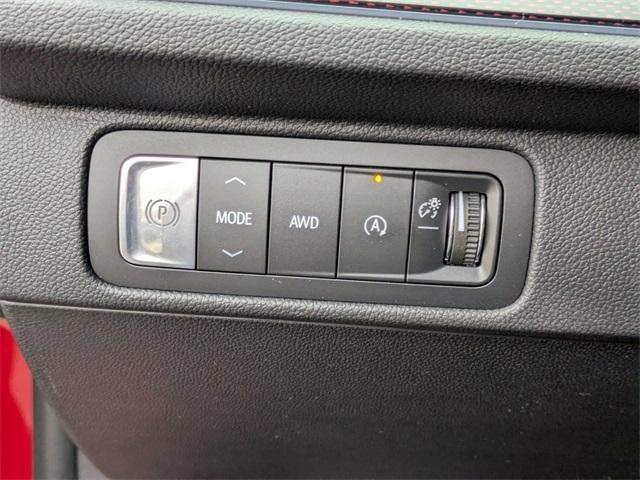 new 2026 Chevrolet Traverse car, priced at $57,588