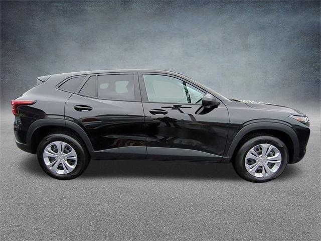 used 2024 Chevrolet Trax car, priced at $21,299