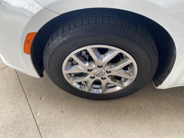 2022 Bright White Clearcoat Chrysler Pacifica