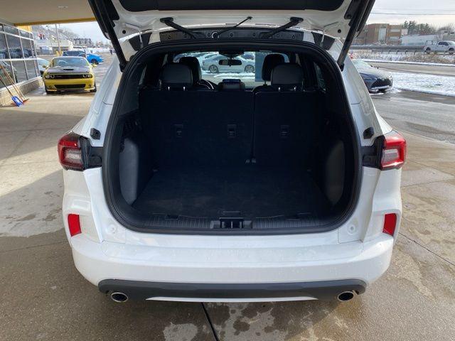 used 2024 Ford Escape car, priced at $22,039