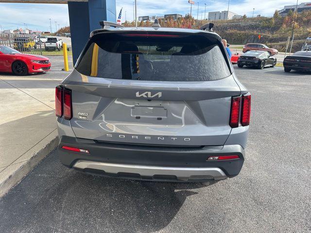 used 2022 Kia Sorento car, priced at $24,687