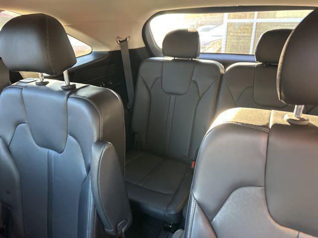 used 2022 Kia Sorento car, priced at $24,687