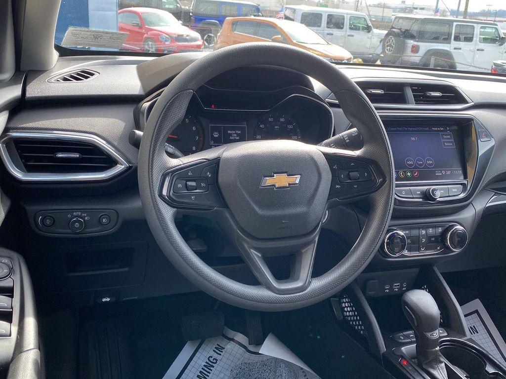 used 2023 Chevrolet TrailBlazer car, priced at $19,174