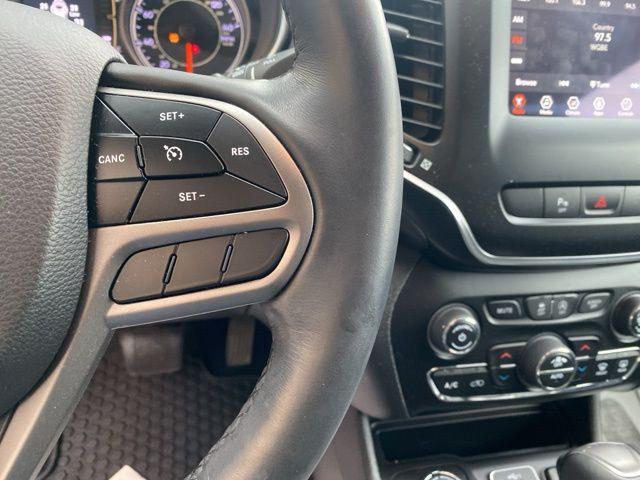 used 2019 Jeep Cherokee car, priced at $15,999