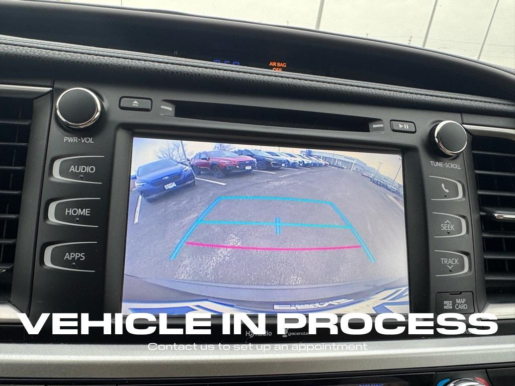 used 2015 Toyota Highlander car, priced at $14,400