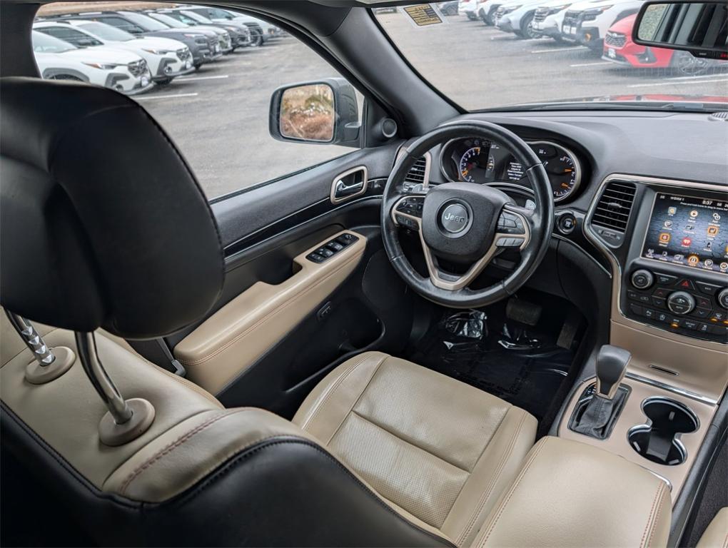 used 2016 Jeep Grand Cherokee car, priced at $14,500