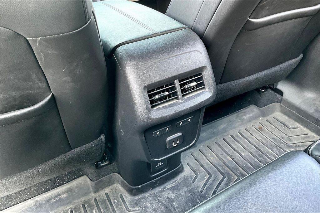 used 2022 Chevrolet Equinox car, priced at $22,700