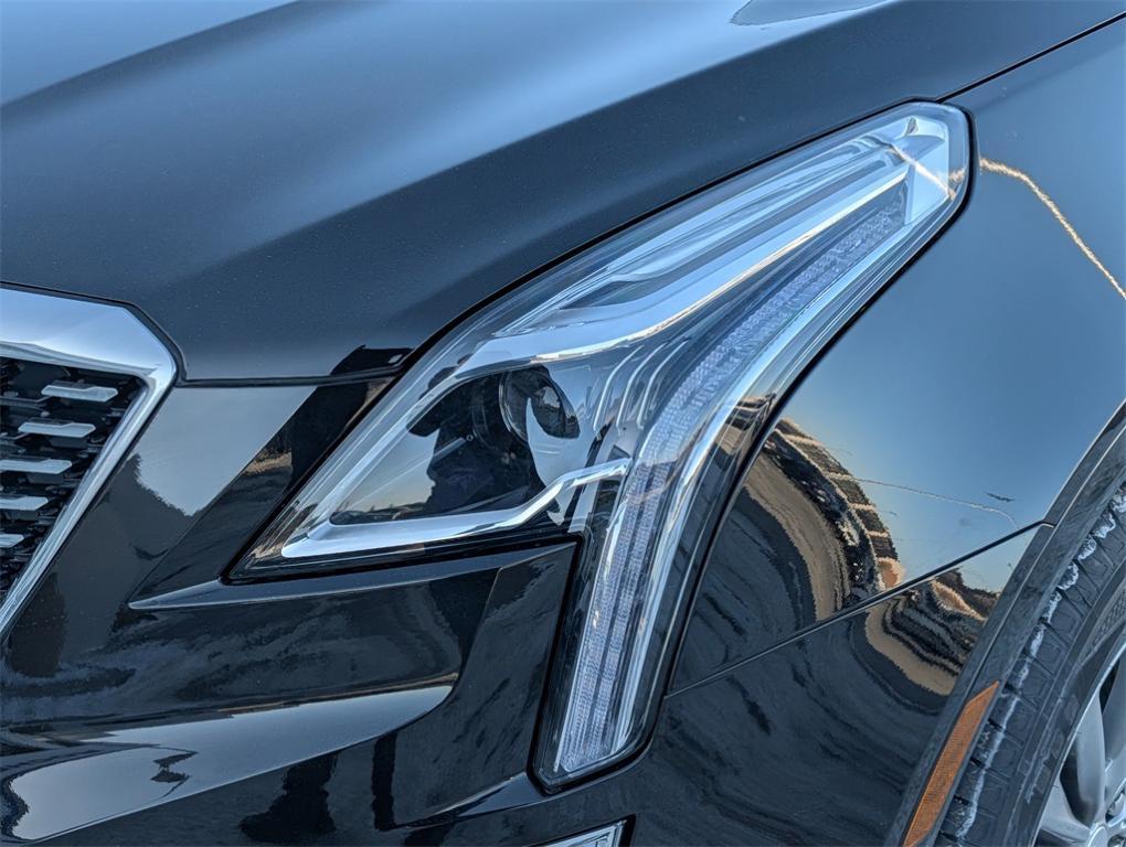 used 2021 Cadillac XT5 car, priced at $19,400