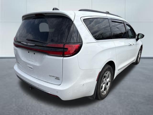 used 2023 Chrysler Pacifica car, priced at $36,877