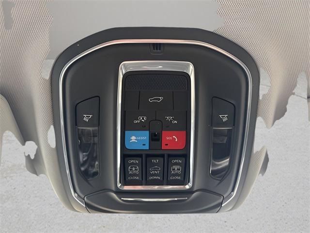 used 2021 Jeep Grand Cherokee L car, priced at $28,883