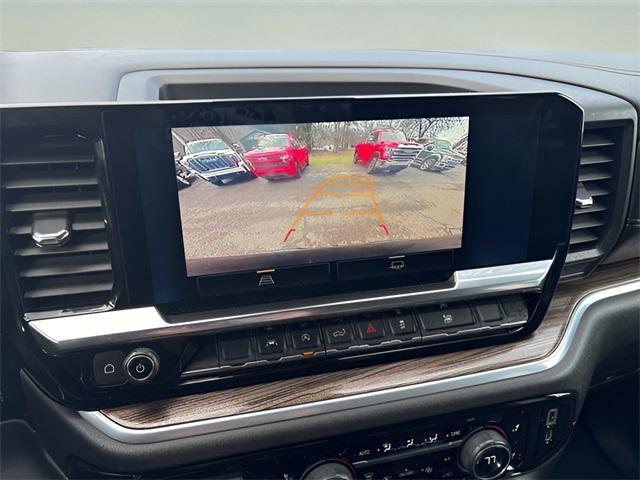 used 2022 Chevrolet Silverado 1500 car, priced at $39,389