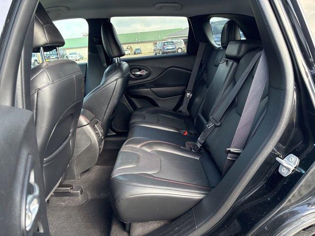 used 2019 Jeep Cherokee car, priced at $18,948