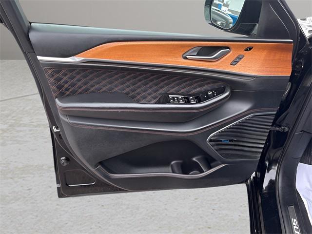 used 2022 Jeep Grand Cherokee car, priced at $40,373