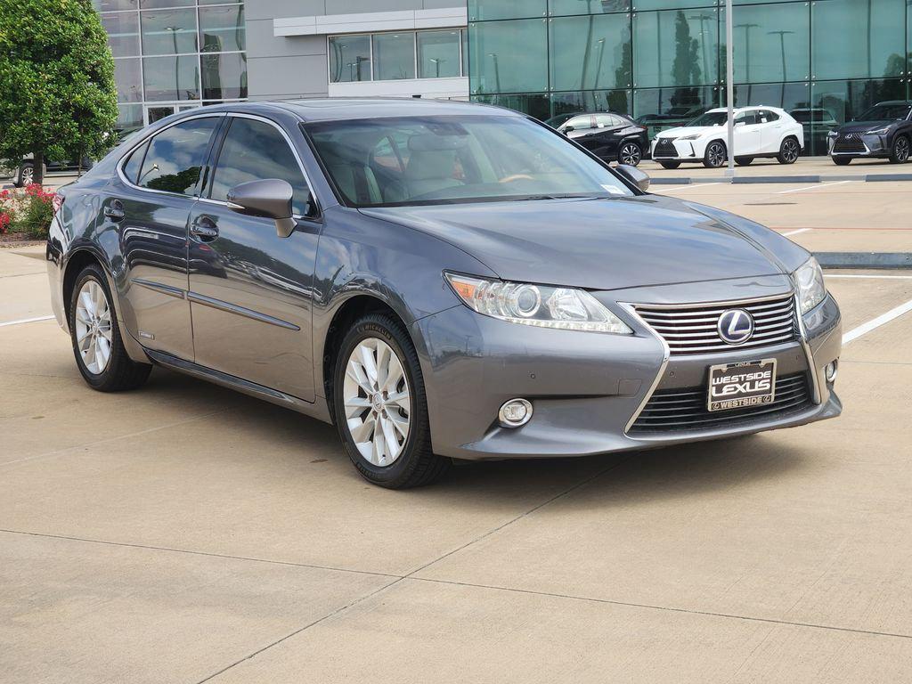 used 2014 Lexus ES 300h car, priced at $11,113