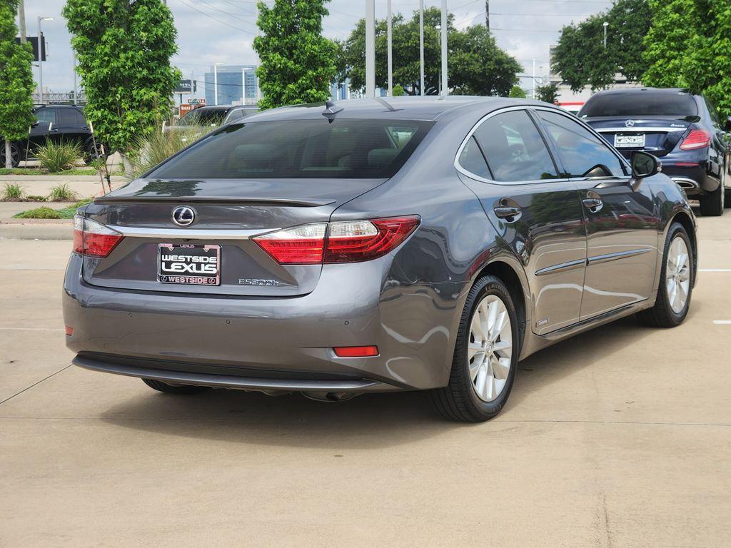 used 2014 Lexus ES 300h car, priced at $11,113
