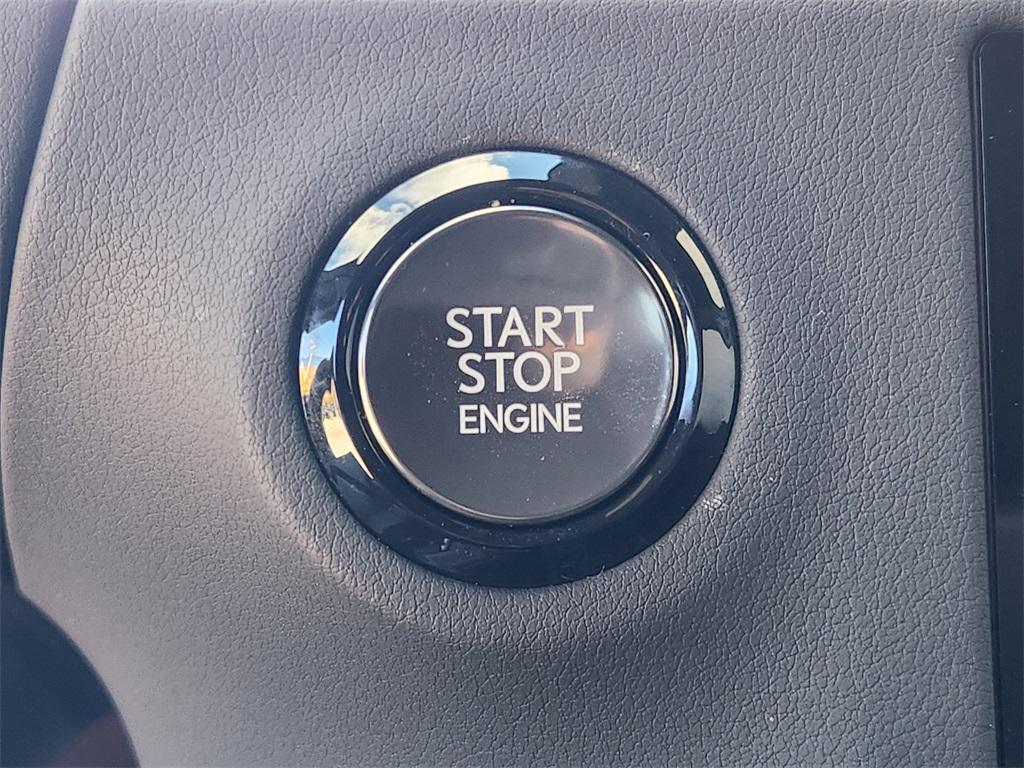 used 2025 Lexus GX 550 car, priced at $98,888