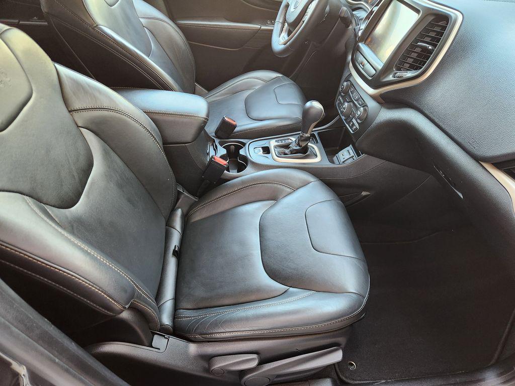 used 2016 Jeep Cherokee car, priced at $12,888