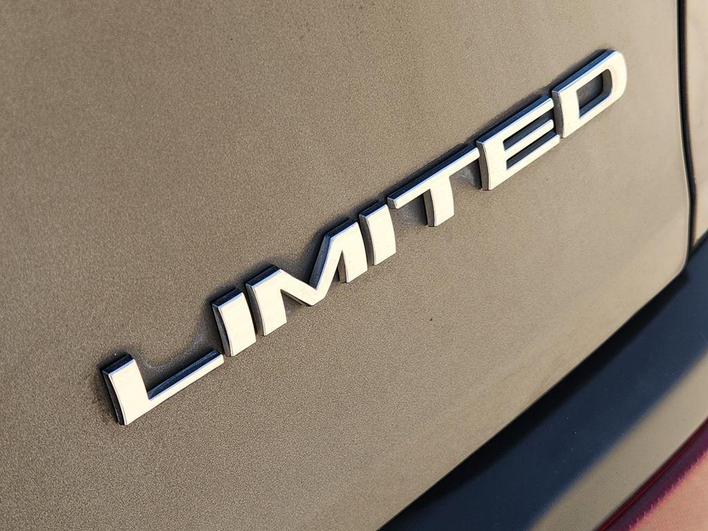 used 2016 Jeep Cherokee car, priced at $12,888
