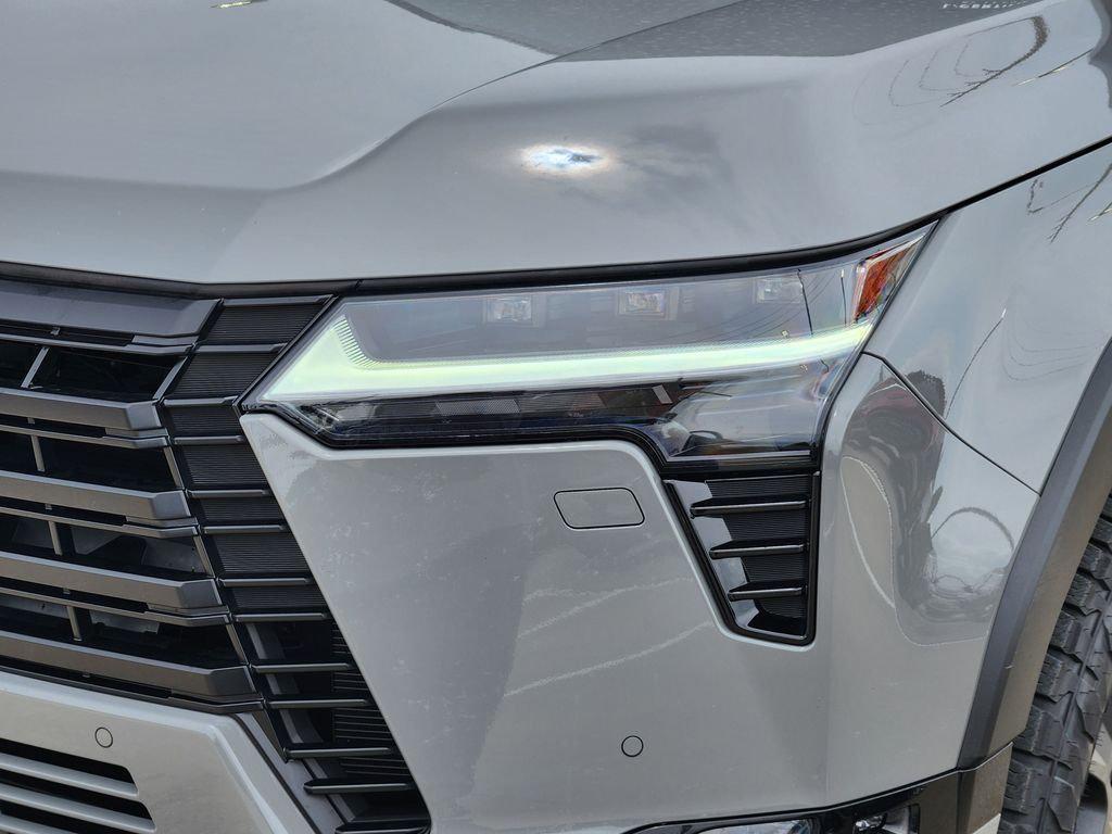 used 2025 Lexus GX 550 car, priced at $98,113