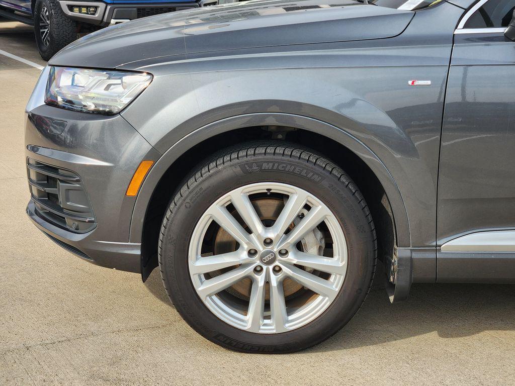 used 2017 Audi Q7 car, priced at $15,113