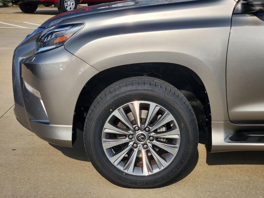 used 2023 Lexus GX 460 car, priced at $62,888