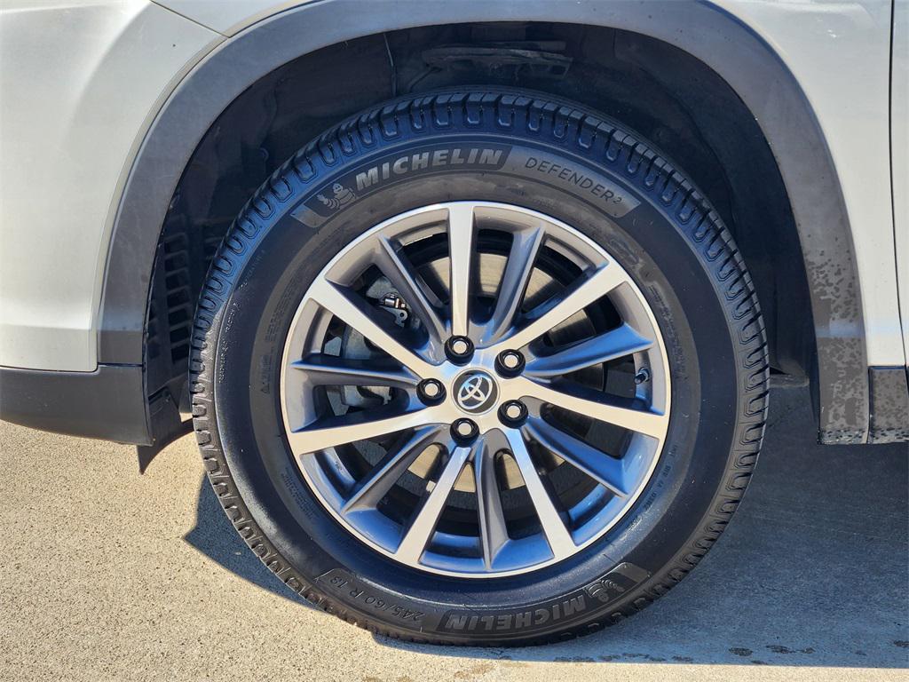 used 2019 Toyota Highlander car, priced at $20,777