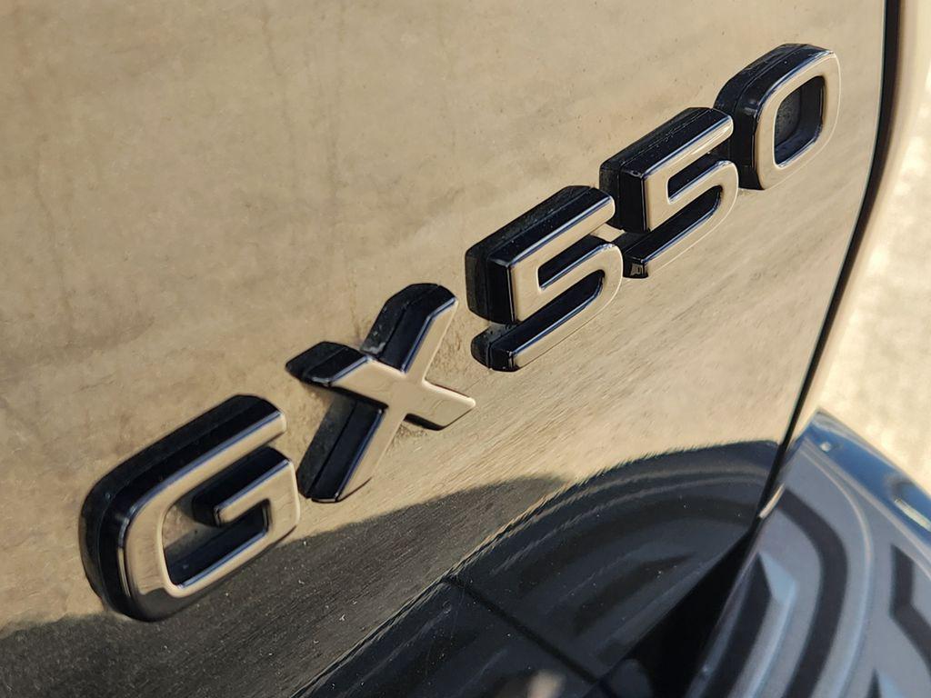 used 2025 Lexus GX 550 car, priced at $101,888