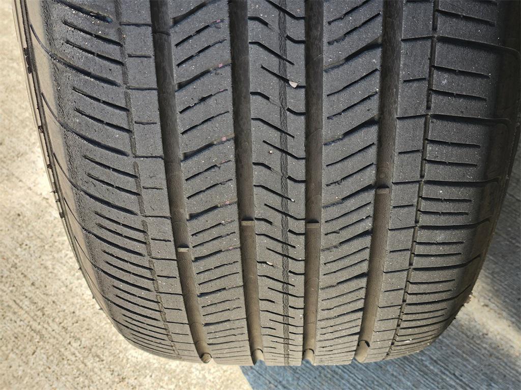 used 2022 Toyota Highlander car, priced at $30,888