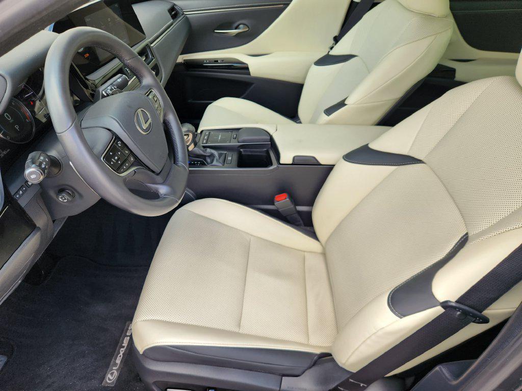 used 2022 Lexus ES 350 car, priced at $42,113