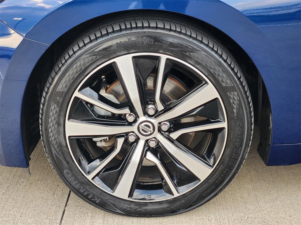 used 2022 Nissan Maxima car, priced at $23,777