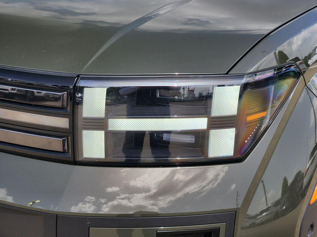 used 2025 Hyundai Santa Fe car, priced at $37,888