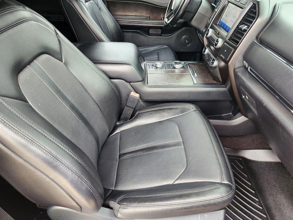 used 2021 Ford Expedition car, priced at $30,777