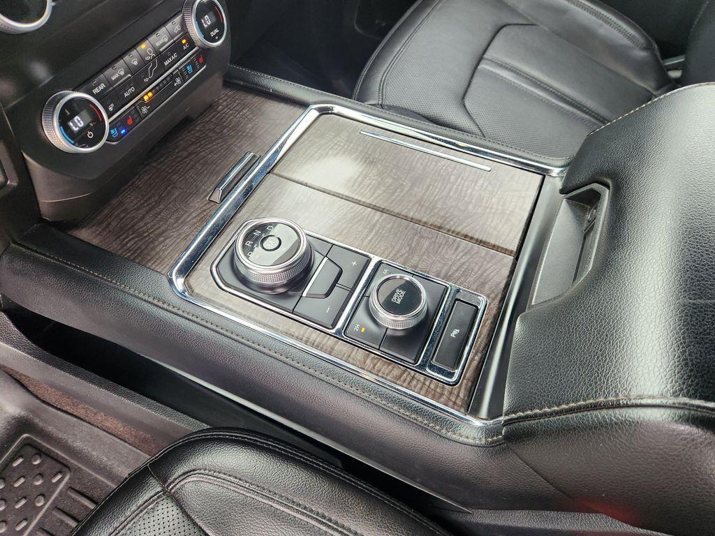 used 2021 Ford Expedition car, priced at $30,777